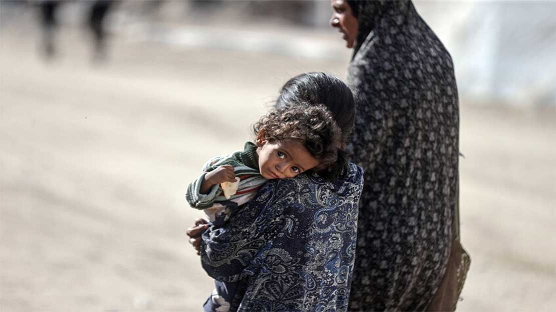 غزة تحت النار: مئات الآلاف يفرون من المدينة.. هل تنهار المناطق "الآمنة"؟