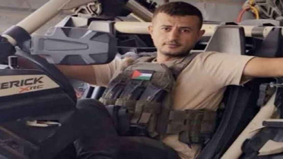 غزة توزع الحلوى فرحًا بـ