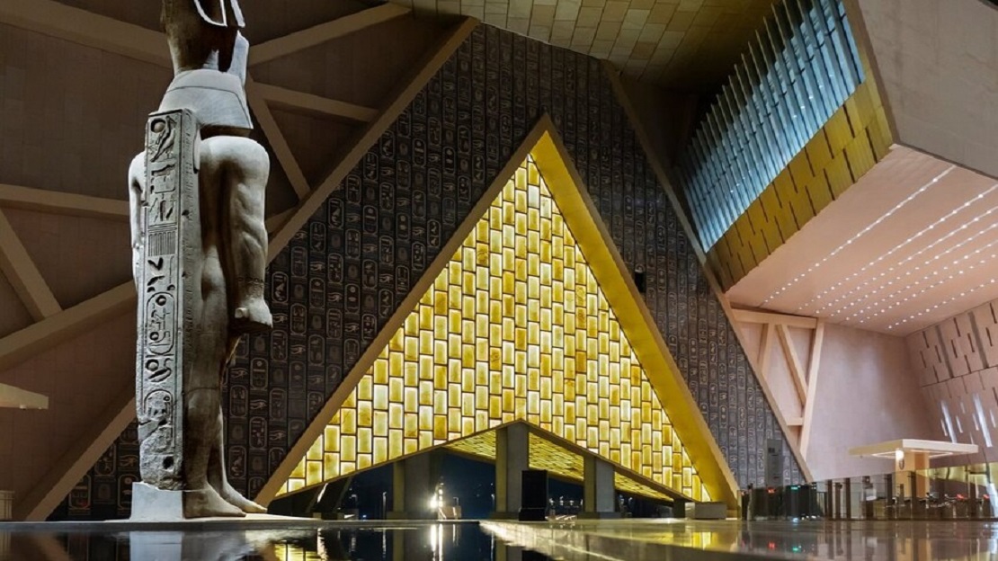 نفاد تذاكر المتحف الكبير في ساعات: إقبال تاريخي يُجبر القاهرة على وقف البيع!