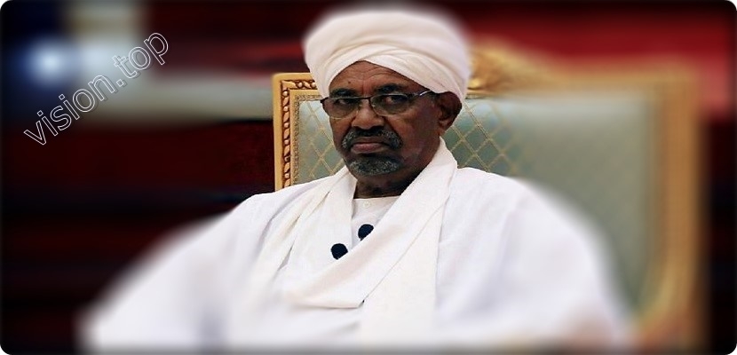 أول ظهور للرئيس السوداني بعد سقوطه