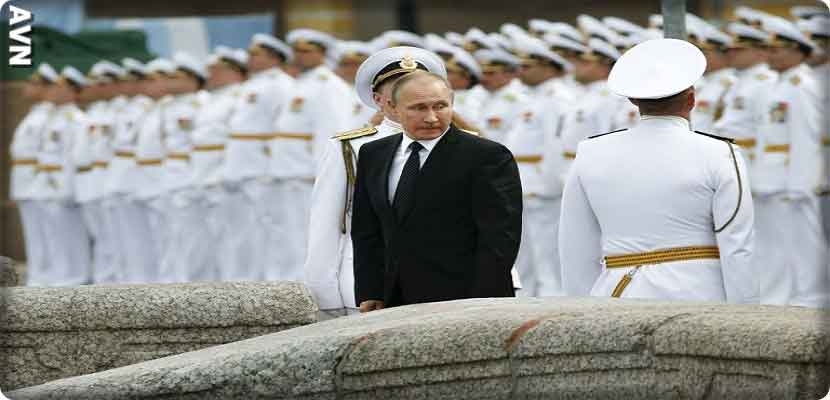 قال بوتين إن على 755 دبلوماسيا أميركيا مغادرة روسيا