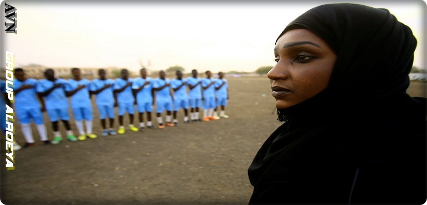 السودانية سلمى الماجدي، أول امرأة تدرب فريق الرجال لكرة القدم