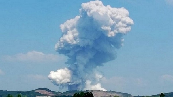 انفجار مصنع ألعاب نارية في محافظة صقاريا شمال غرب تركيا