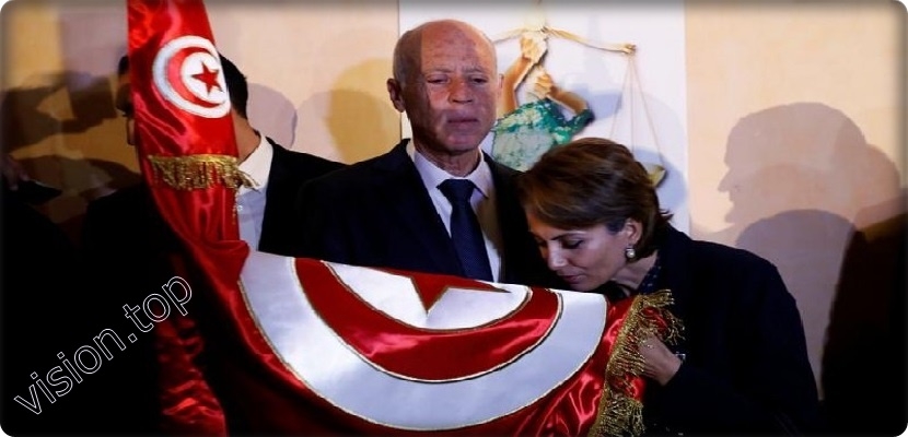 رئيس تونس يتخذ قرارا يخص زوجته