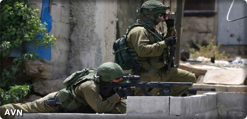 تقول إسرائيل إن البوابات إجراء أمني ضروري بعد تهريب الأسلحة التي قتل بها الشرطيان الاسرائيليان إلى حرم المسجد الأقصى