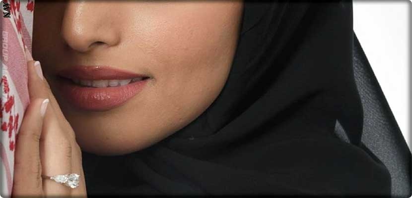 الإعلامية السعودية سارة الودعاني: صدر أصبح مثل صدر فيفي عبده