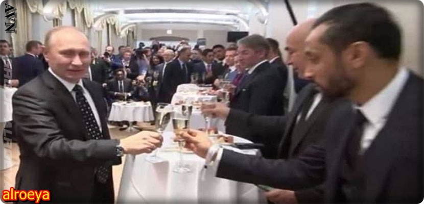 رئيس نادي الهلال السعودي سامي الجابر يتناول الخمر مع الرئيس الروسي 