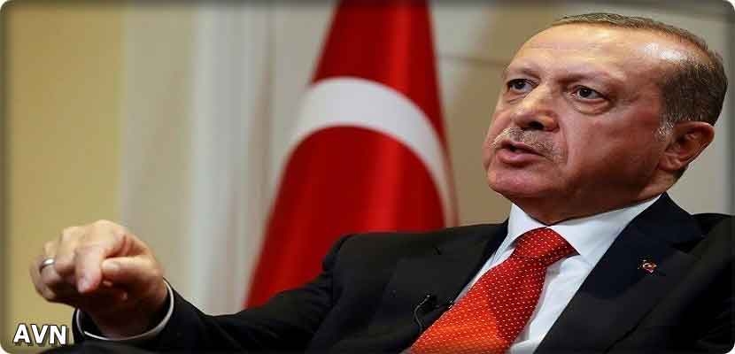 منسيموف الذي دفع ثلاثة ارباع ثمن الناقلة هو ملياردير اذربيجابي منحه الجنسية التركية اردوغان