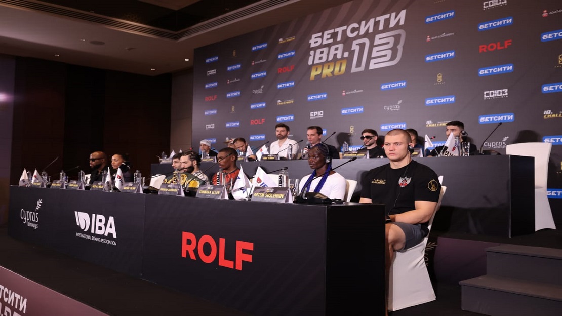 دبي تشتعل: نجوم الملاكمة يعدون بليلة أبطال تاريخية بـ8 ملايين دولار جوائز