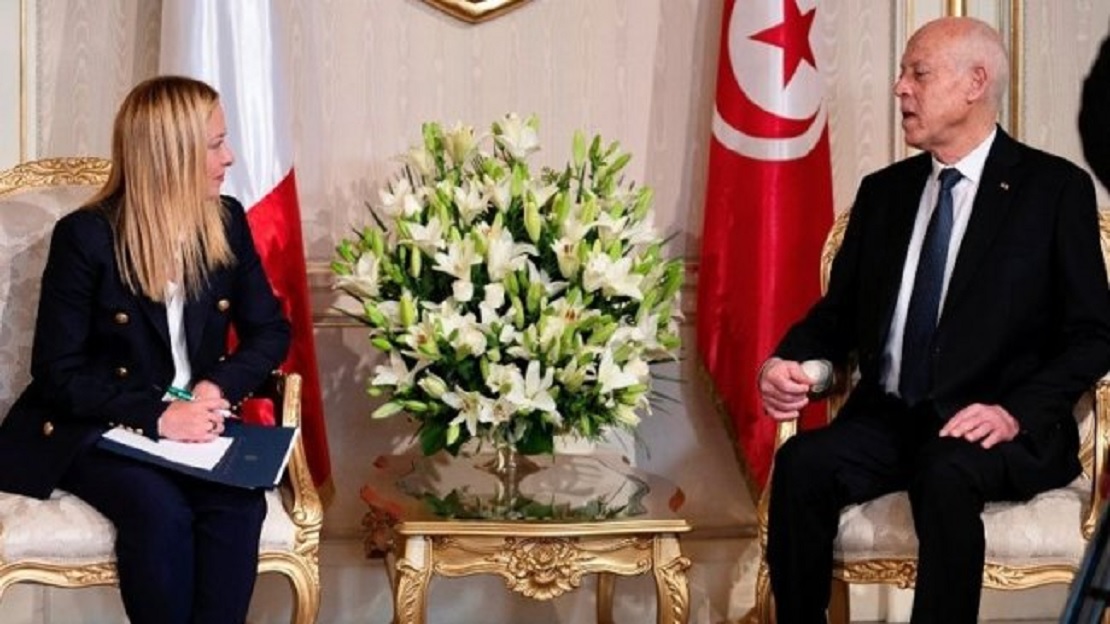 تتزامن زيارة ميلوني إلى تونس، مع قمة ثلاثية مغاربية مرتقبة، وفق ما أعلن الرئيس الجزائري عبد المجيد تبون 