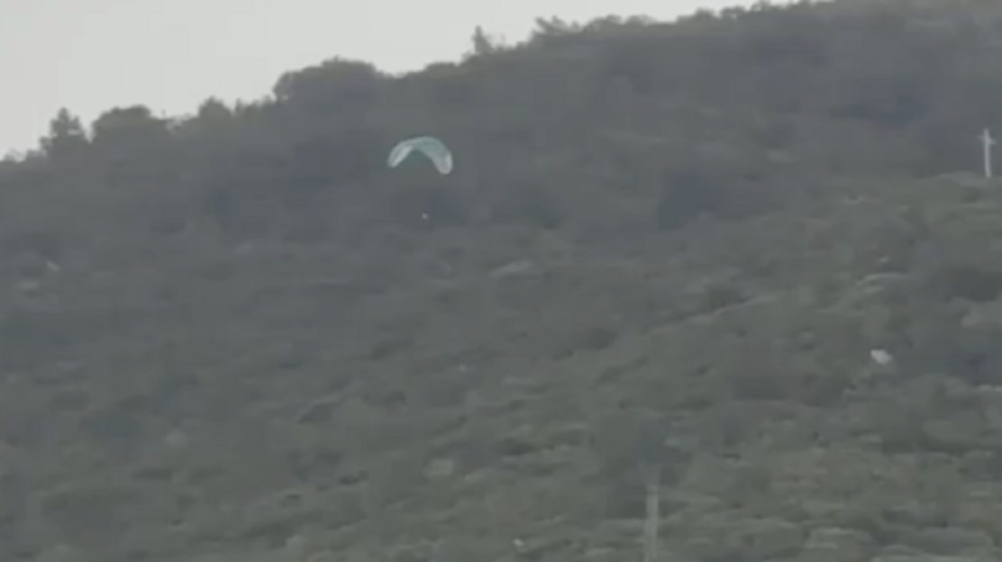  طائرات إسرائيلية ترش مواد سامة في ريف القنيطرة.. تصعيد زراعي يهدد الأمن الغذائي والاستقرار الحدودي