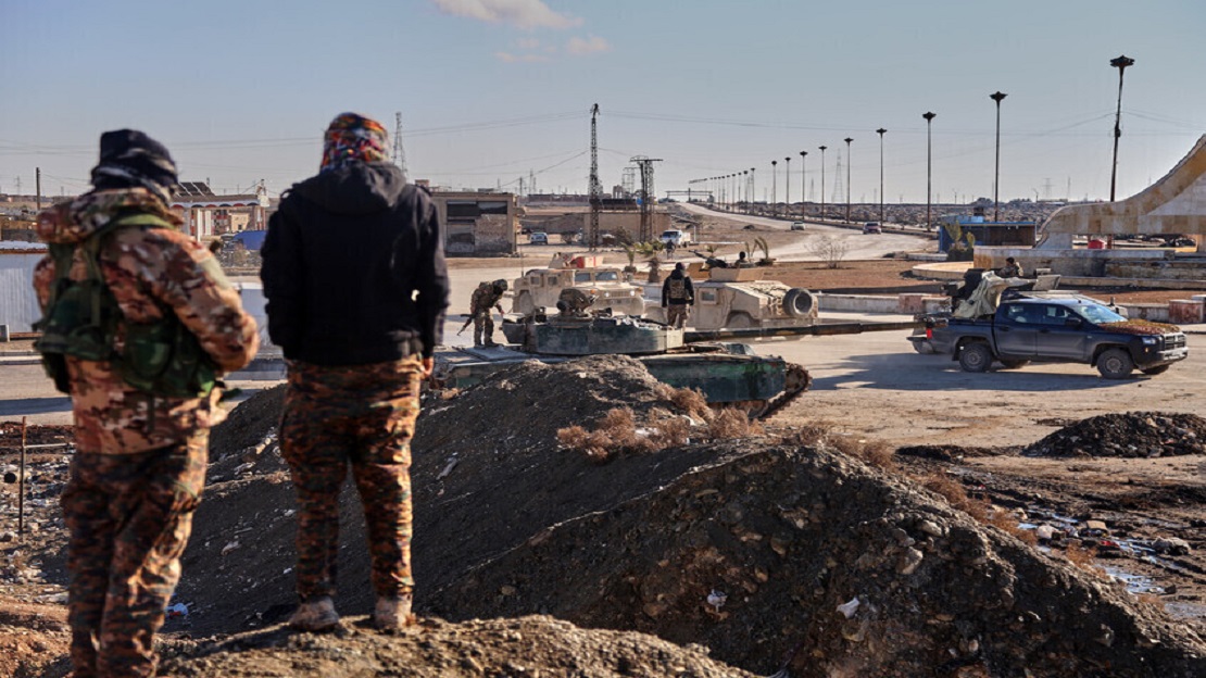 وفد برلماني كردي عراقي يصل القامشلي بألفي طرد طبي.. دعم معنوي ومادي يعكس وحدة كردستان