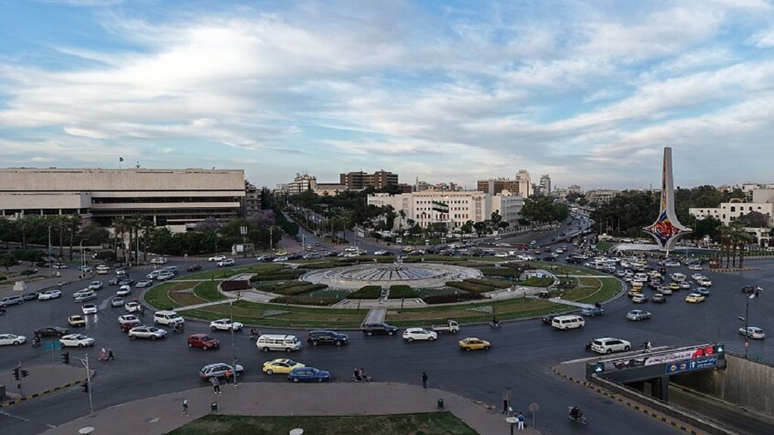  الولايات المتحدة تعزز جهود إعادة إعمار سوريا وتخفيف العقوبات لدعم الاقتصاد