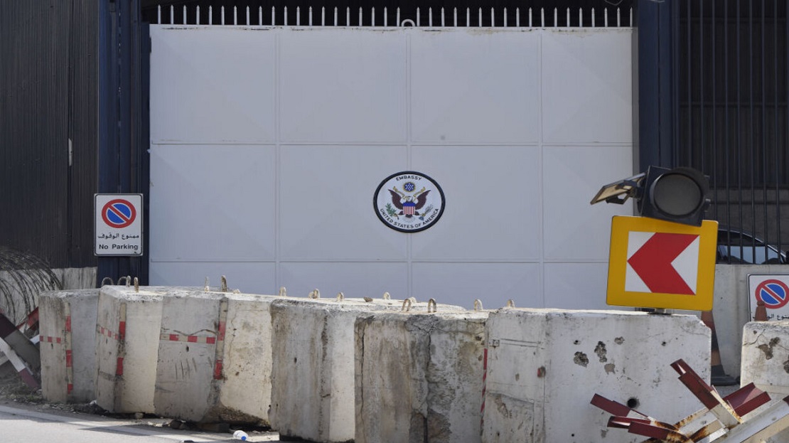 السفارة الأمريكية في بيروت تنصح رعاياها بمغادرة لبنان