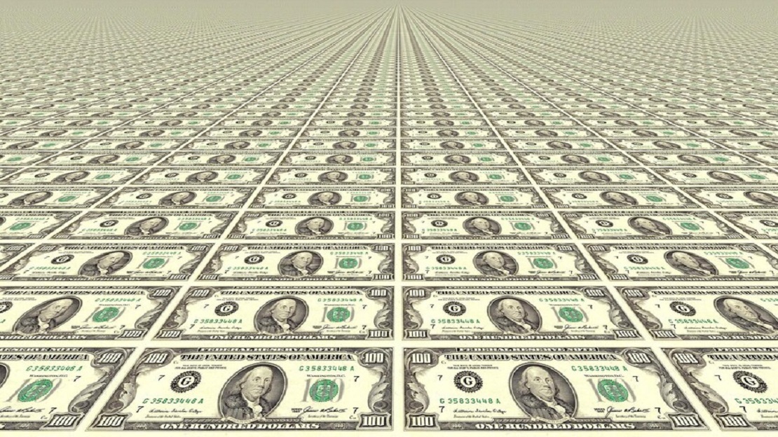 انكماش الاقتصاد الأمريكي يكشف مخاطر التعريفات الجمركية: هل يدفع ترامب ثمن سياساته؟