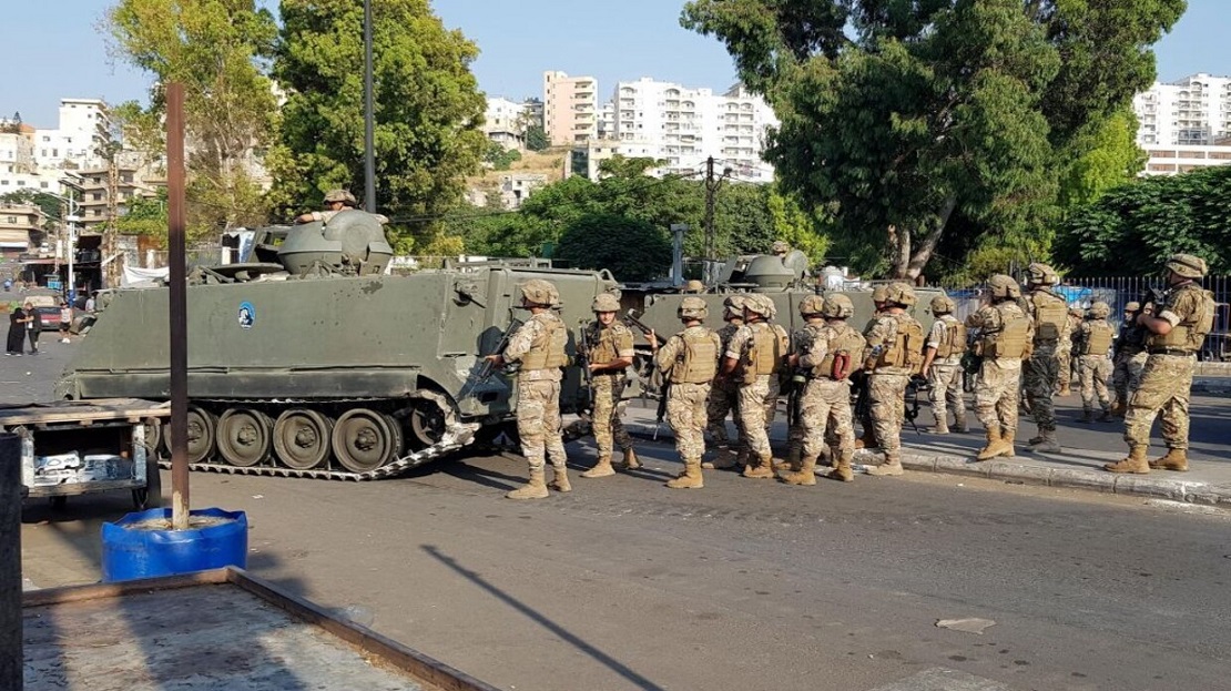 الجيش اللبناني يعزز قواته على الحدود مع سوريا تحسبًا لتطورات أمنية