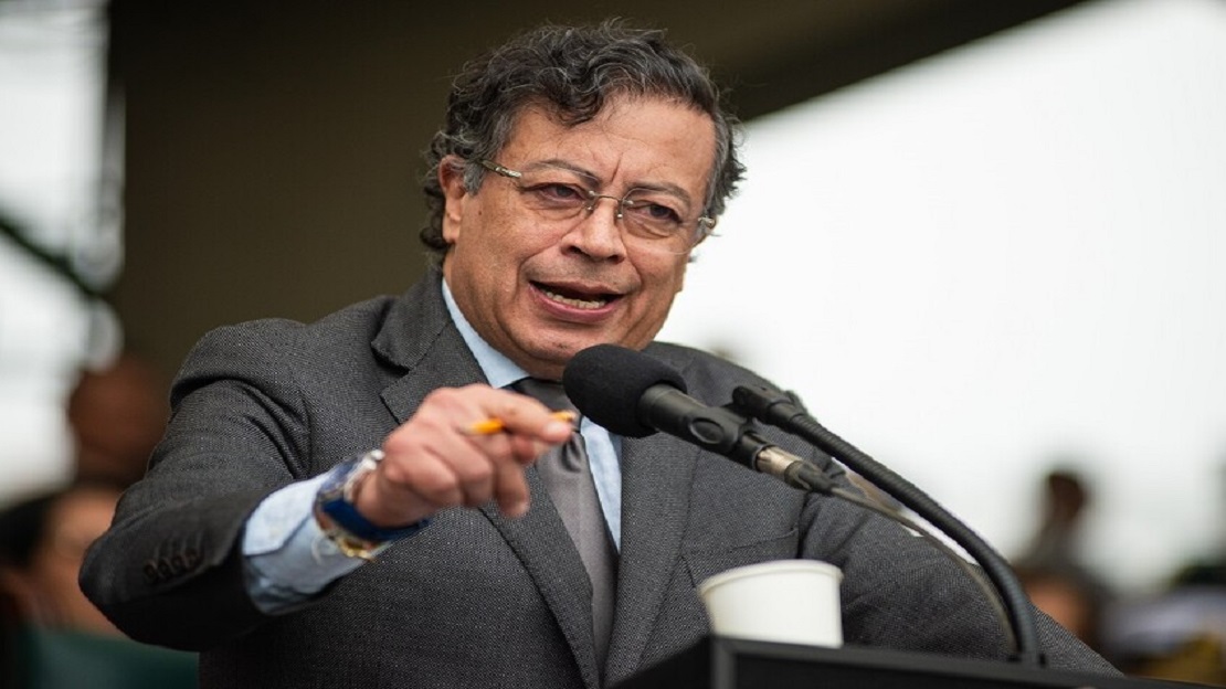  بيترو يقاوم "غضب ترامب".. كولومبيا تفتح سماء فنزويلا وتدعو العالم للثورة الجوية