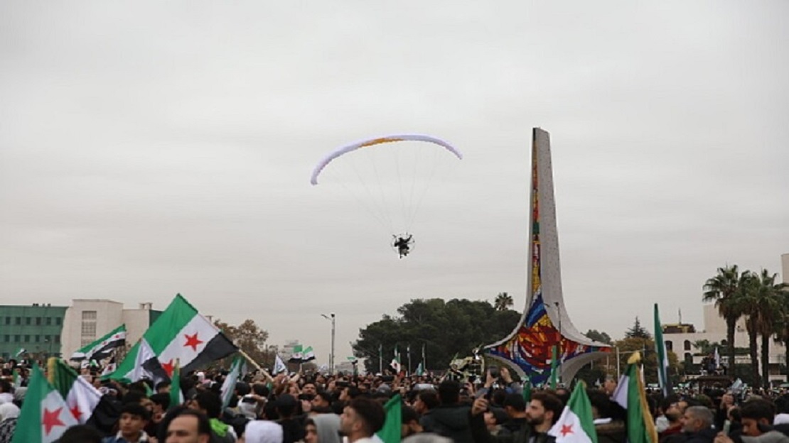  بريطانيا تضرب ميليشيات موالية للأسد بعقوبات قاسية بعد عام على سقوطه