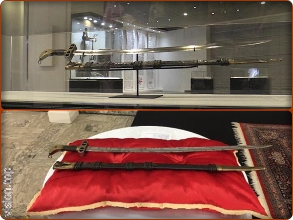 السيف الخاص بالمجاهد الحاج عمر سعيدو التل في متحف الحضارة السوداء بداكار