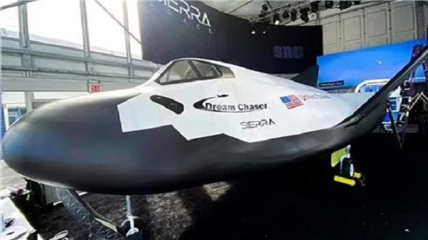 Sierra Space تكشف عن طائرتها الفضائية Dream Chaser لسياحة الفضاء