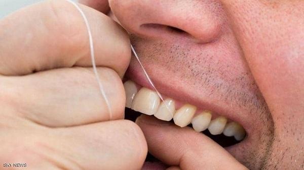 العلاقة بين تنظيف الأسنان يوميا بمرض السرطان