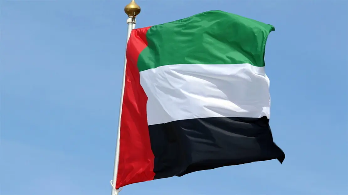 الإمارات والصين تبحثان توسيع التعاون الاقتصادي عبر منطقة الفجيرة الحرة